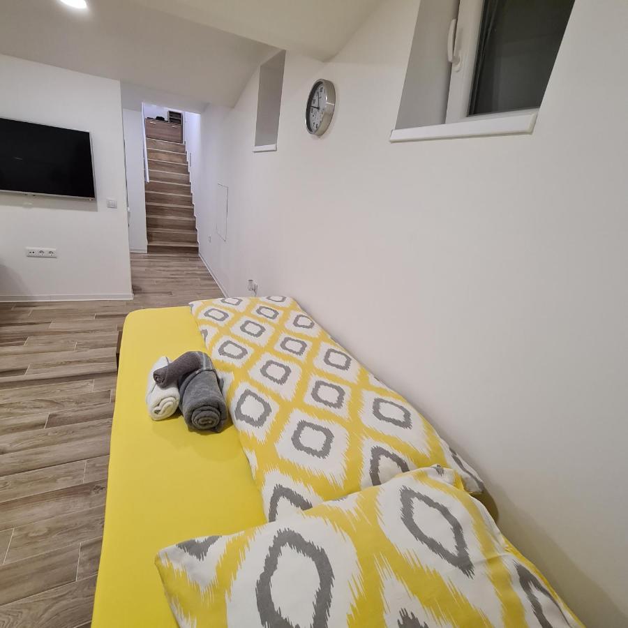 Apartment Dinlux Maribor Exterior foto