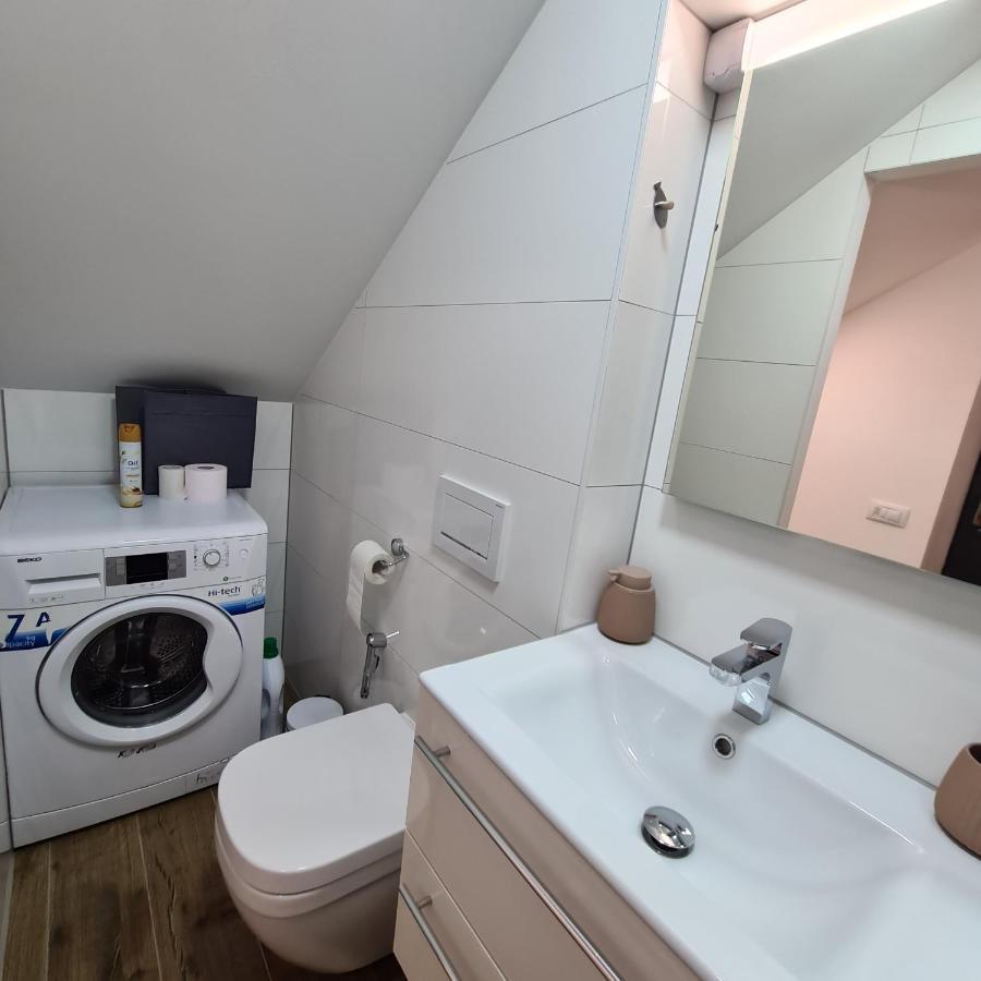 Apartment Dinlux Maribor Exterior foto