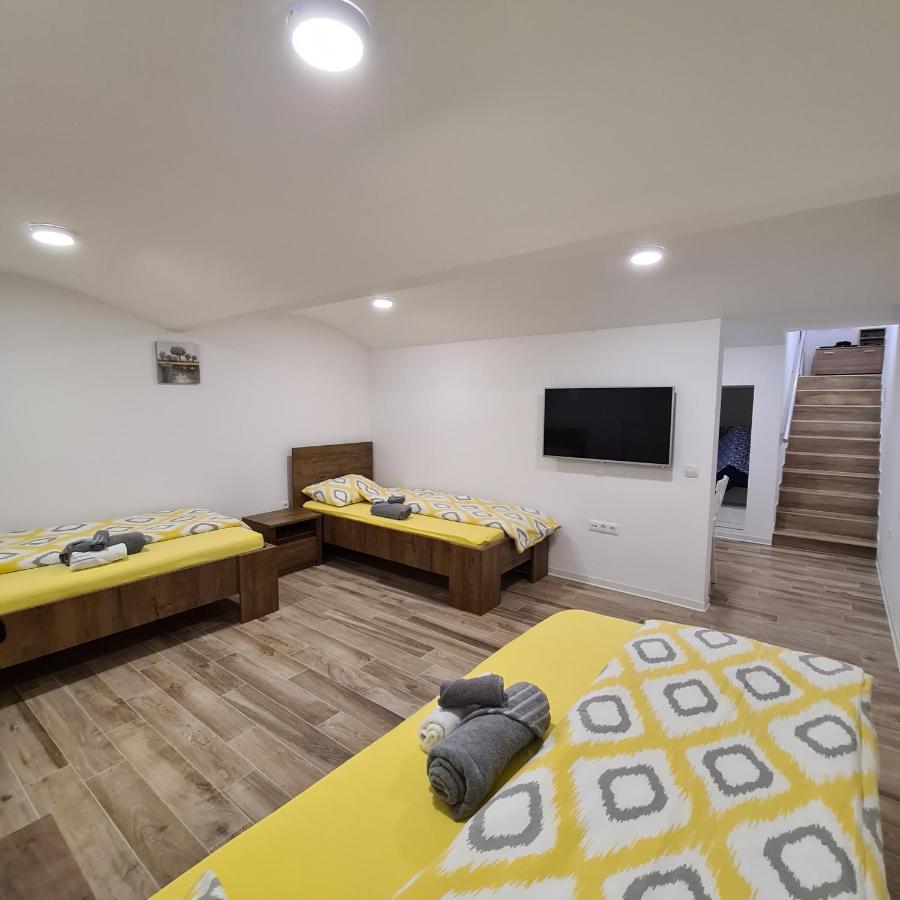 Apartment Dinlux Maribor Exterior foto